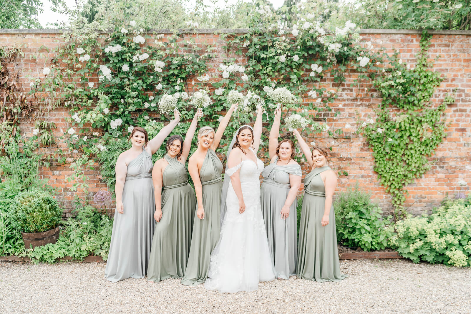 mother of the bride dresses olive green Sheath V-Neck Maxi Elastic Satin Mother of the Bride Dresses Cold Shoulder Formal  Gown COCOMELODY CM0325CR main image 0